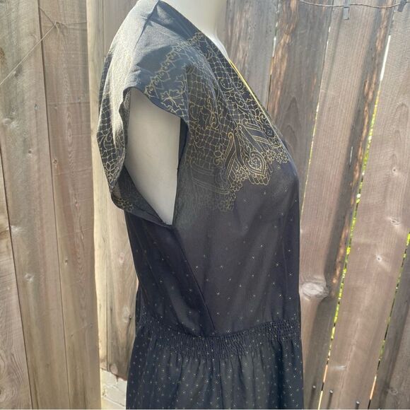 Vintage black and gold see through dress - Picture 4 of 13
